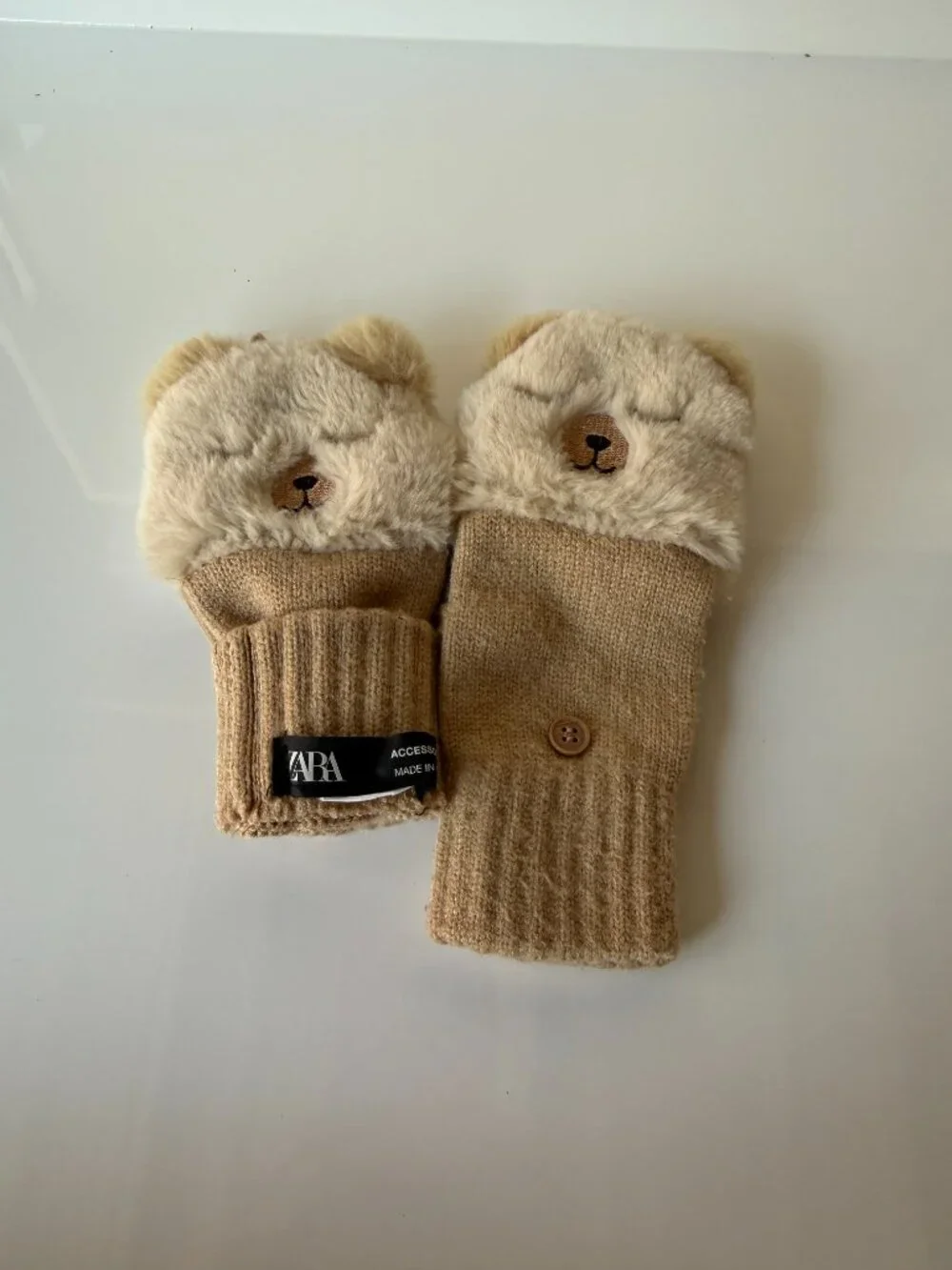 NWOT Zara Kids Convertible Fingerless Gloves-Bear